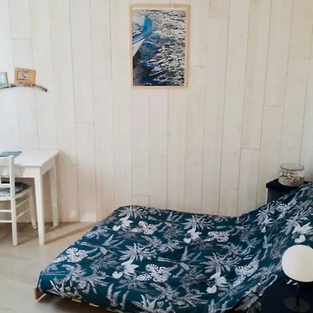 アパート Bright And Well Decorated Nest In ラ・ロシェル