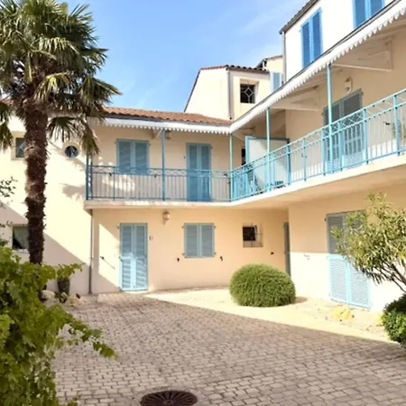 Appartamento Bright&well Decorated Nest In