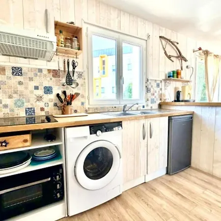 Bright&well Decorated Nest In