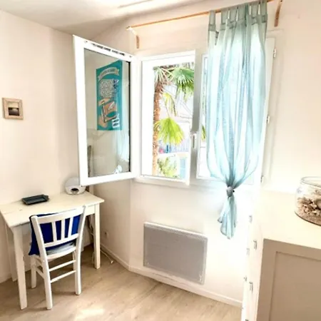 Bright&well Decorated Nest In * La Rochelle (Charente-Maritime)